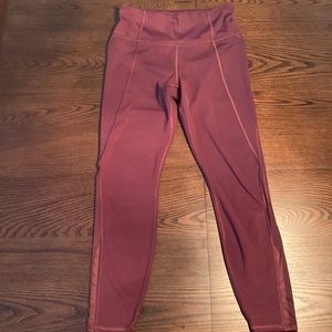 Athleta Lightning 7/8 Tight Leggings S
